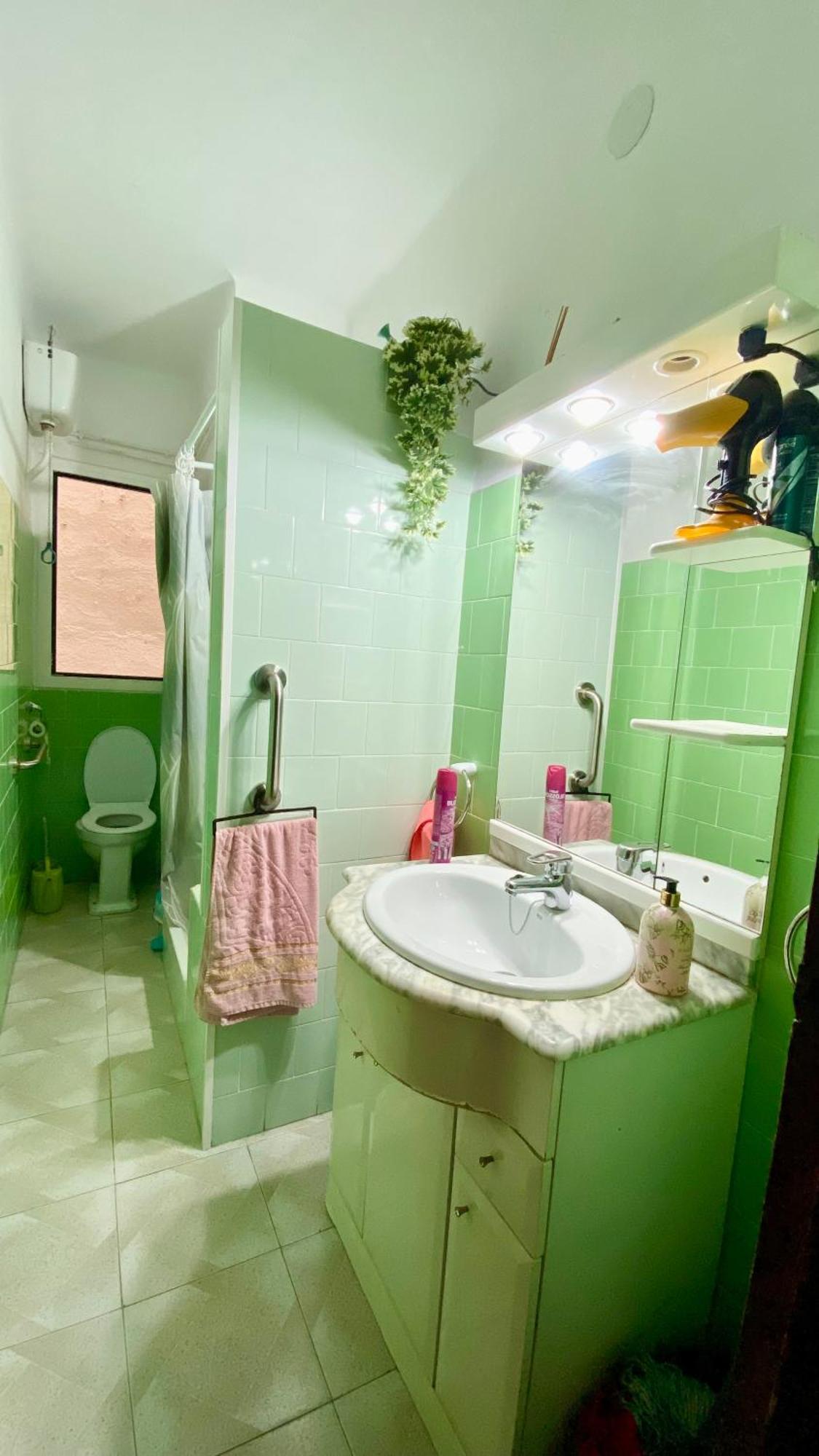 Habitacion Barato En Piso Familiar Compartido El Centro De La Ciudad Cerca De La Estacion De Autobuses Tarragona Buitenkant foto